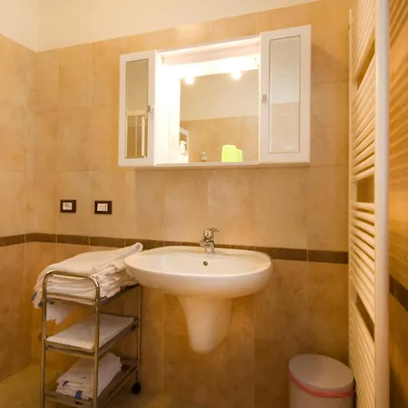 בית חווה Cascina Roveri *